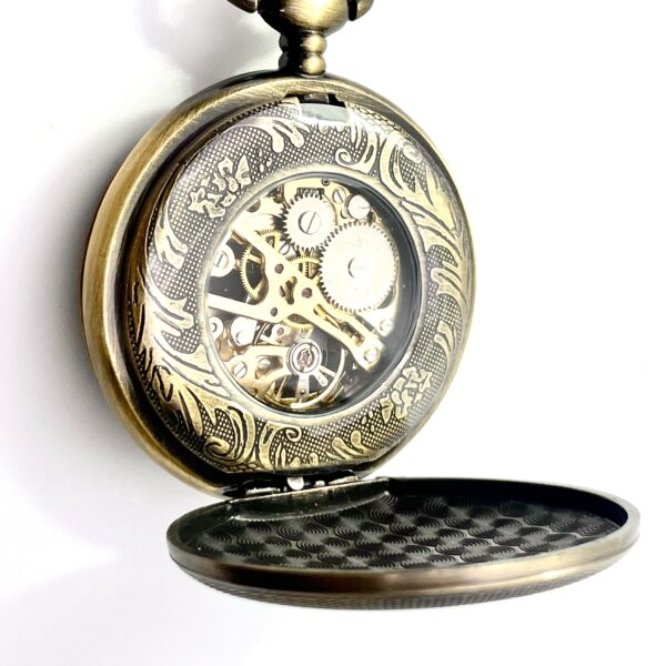 Montre mécanique à Gousset avec sa chainette, engrenages et dessin au choix – Image 5