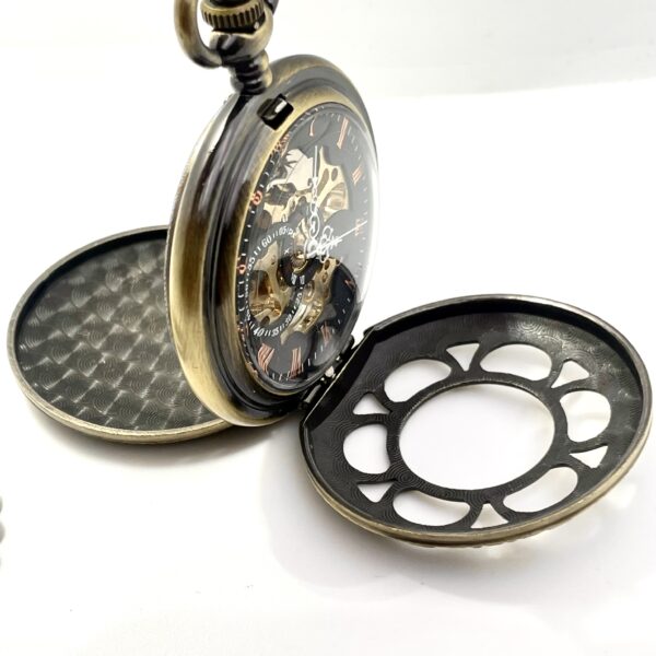 Montre mécanique à Gousset avec sa chainette, engrenages et dessin au choix – Image 6